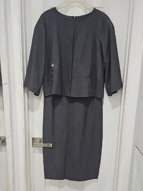 Classic Dark Gray Pencil Dress Suit - Two-Piece Women's Outfit